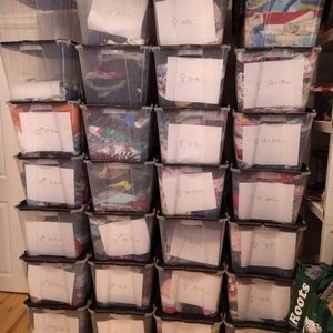 4 kids items mystery box